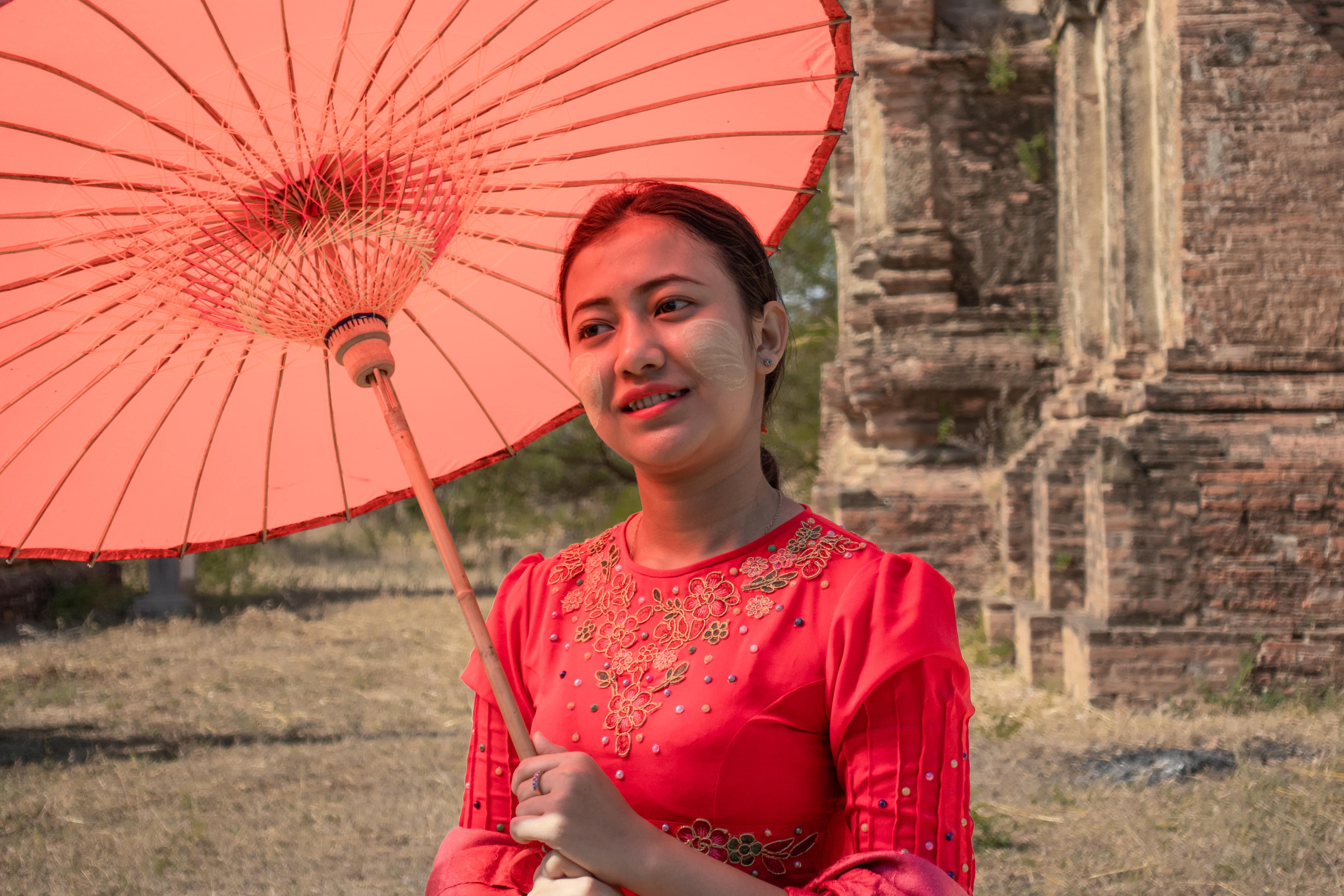 ミャンマーの生活に欠かせない！「タナカ」とは何かを紹介